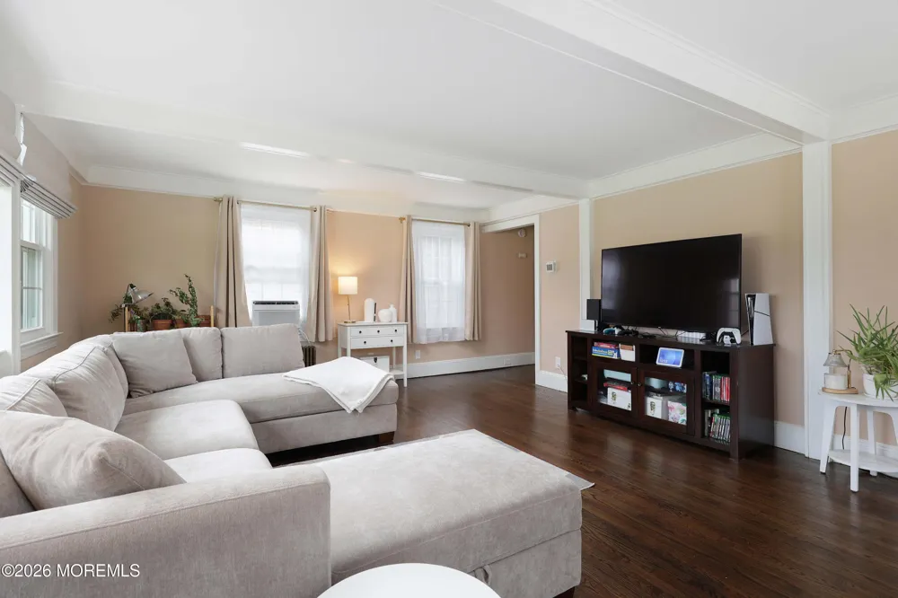 30 Linton Place Keansburg, NJ 07734