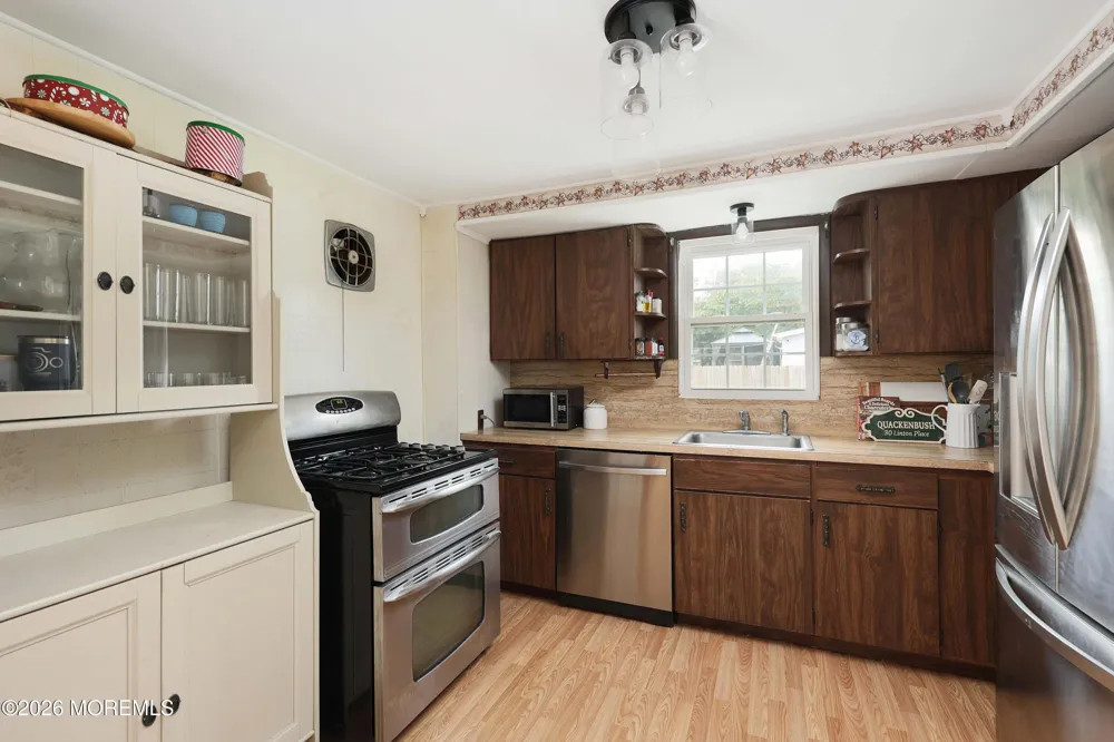 30 Linton Place Keansburg, NJ 07734