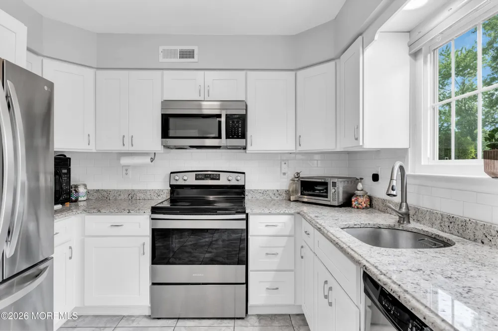 414 Andover Drive #414C Monroe, NJ 08831