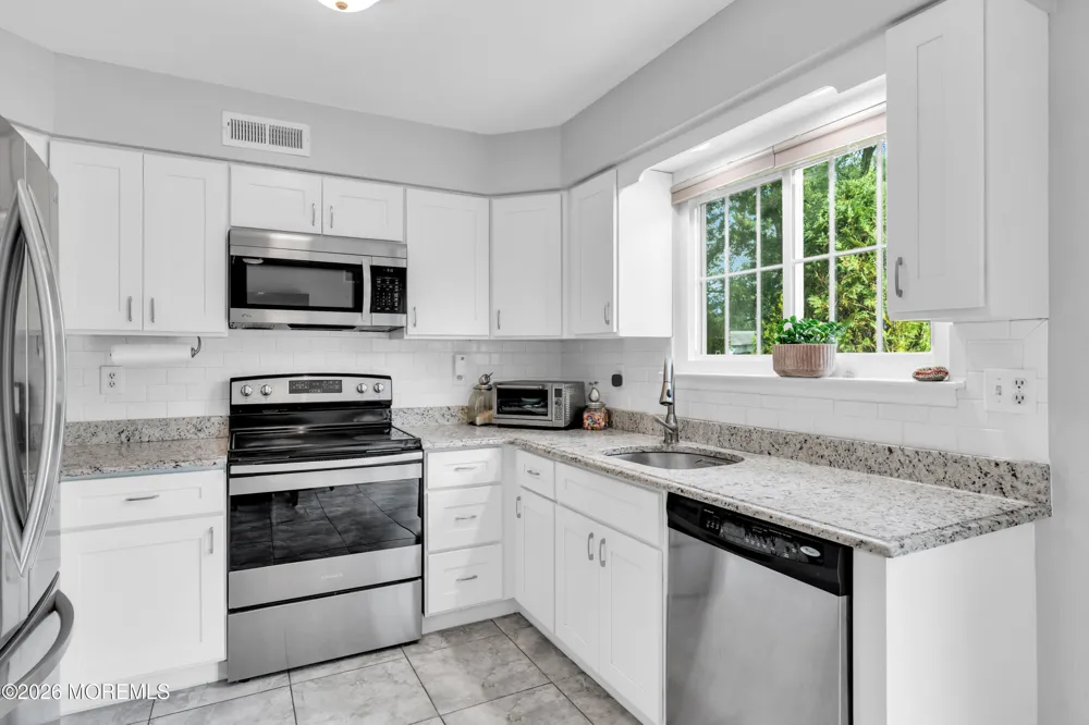 414 Andover Drive #414C Monroe, NJ 08831