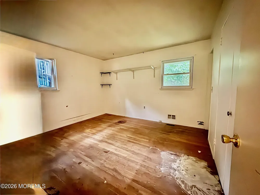 11 Brookwood Parkway Jackson, NJ 08527