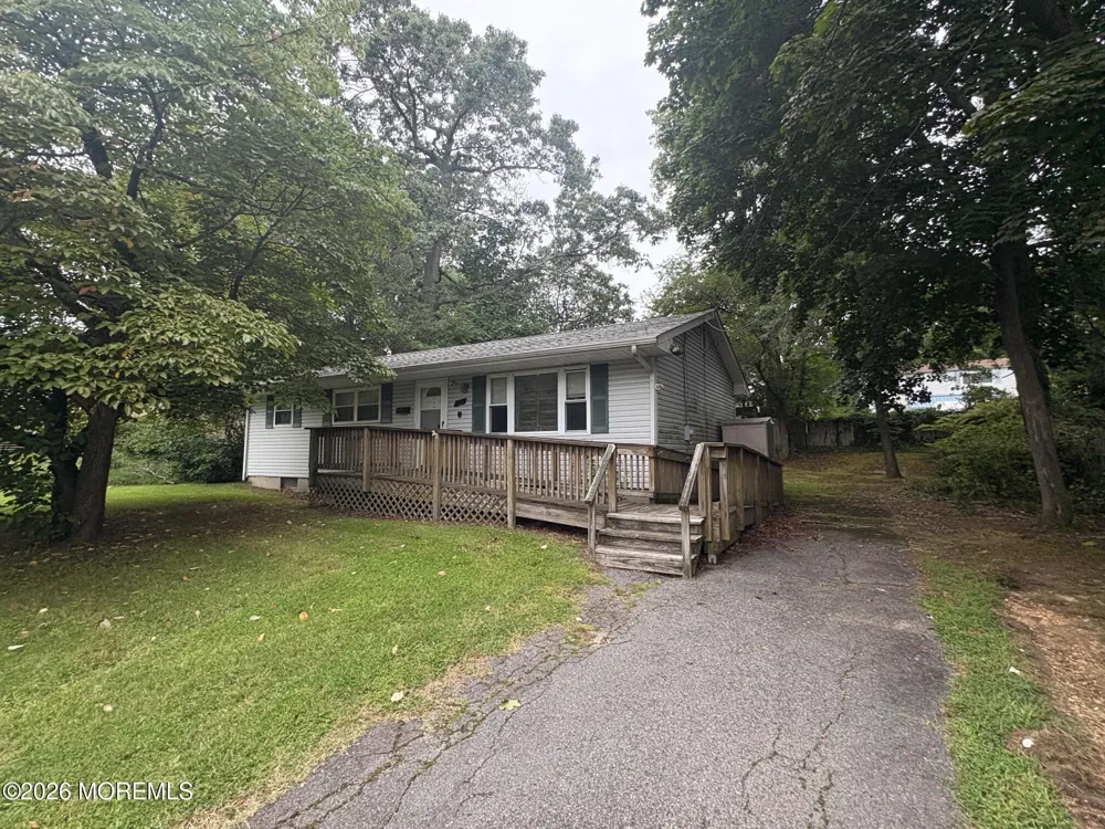 11 Brookwood Parkway Jackson, NJ 08527