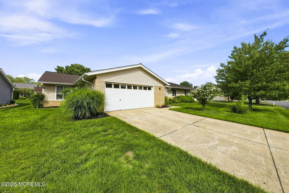433 A Andover Drive Monroe, NJ 08831