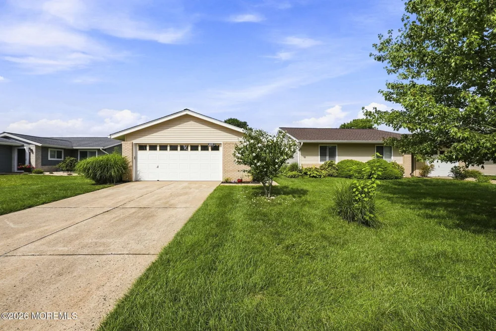 433 A Andover Drive Monroe, NJ 08831