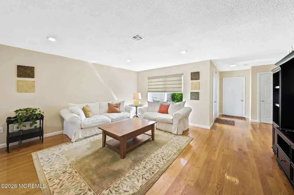 433 A Andover Drive Monroe, NJ 08831