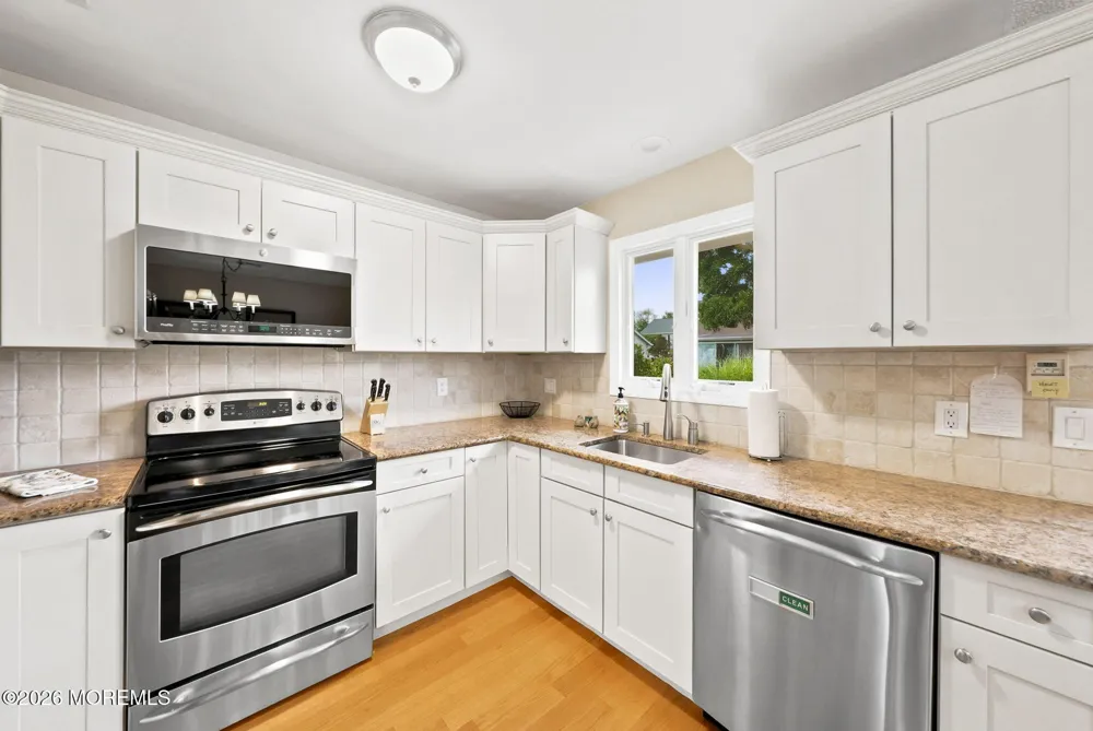 433 A Andover Drive Monroe, NJ 08831