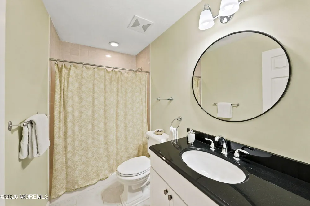 433 A Andover Drive Monroe, NJ 08831