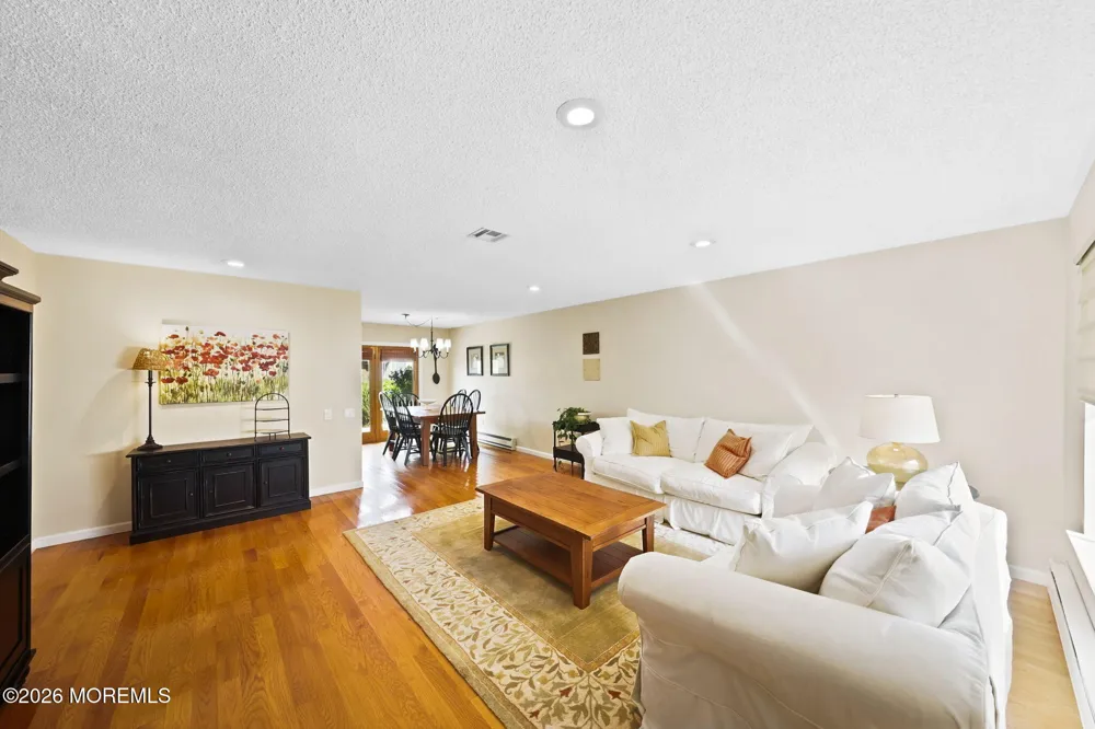 433 A Andover Drive Monroe, NJ 08831