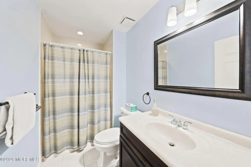 433 A Andover Drive Monroe, NJ 08831