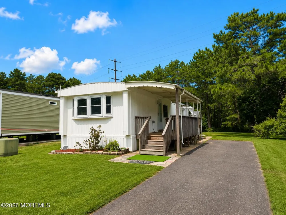 199 Mockingbird Way Whiting, NJ 08759