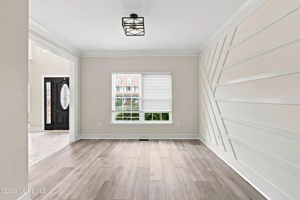 39 Violet Circle Howell, NJ 07731