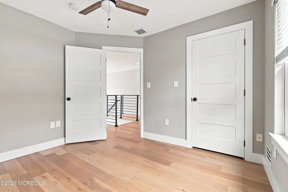 39 Violet Circle Howell, NJ 07731