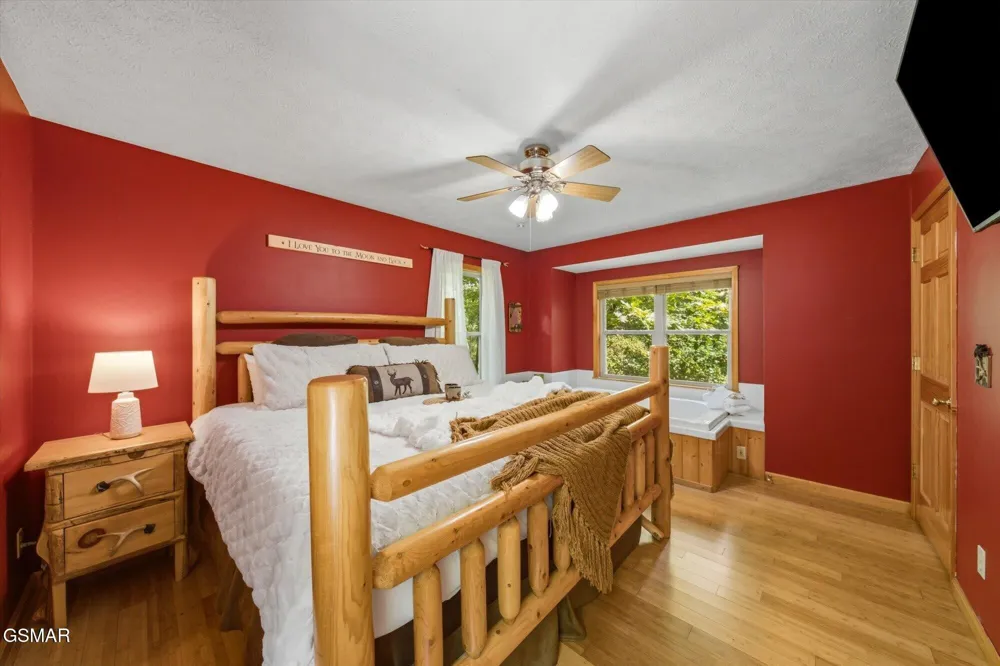3163 Sourwood Way Sevierville, TN 37862