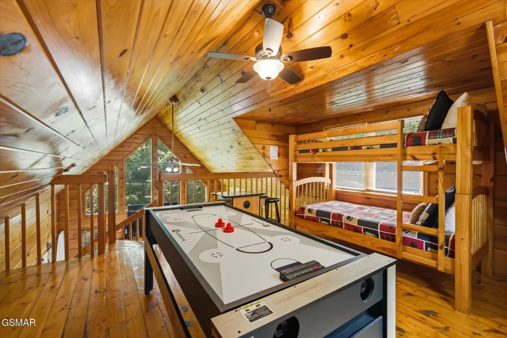 3163 Sourwood Way Sevierville, TN 37862