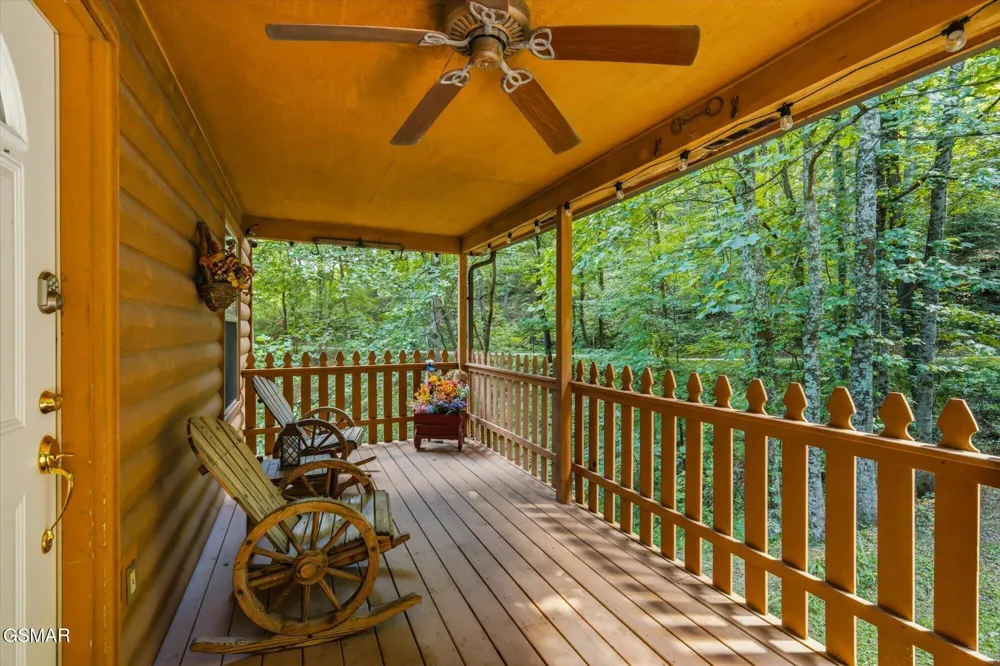 3163 Sourwood Way Sevierville, TN 37862