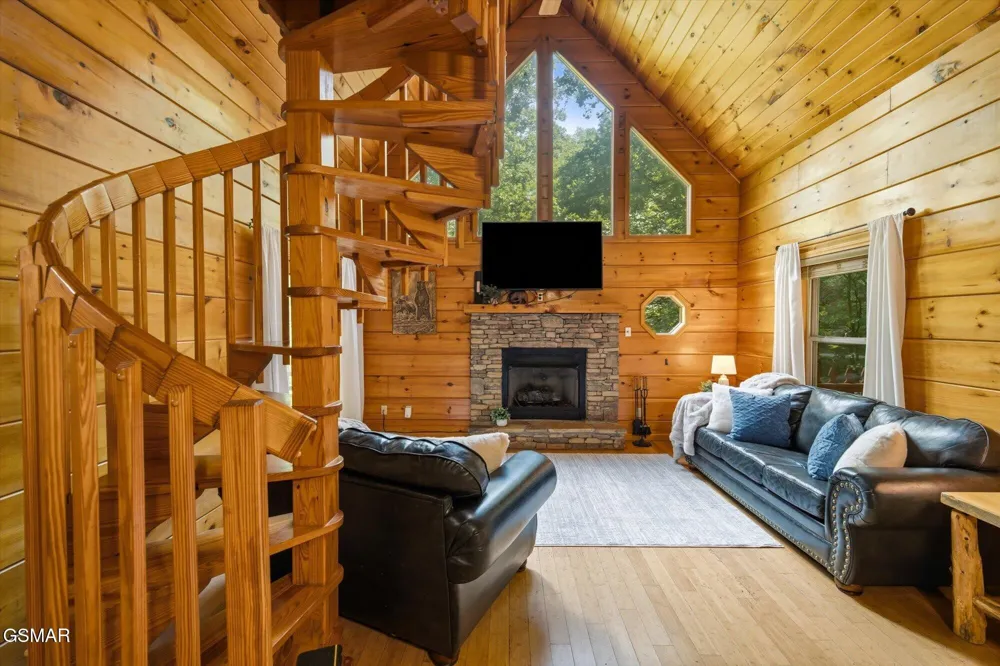 3163 Sourwood Way Sevierville, TN 37862