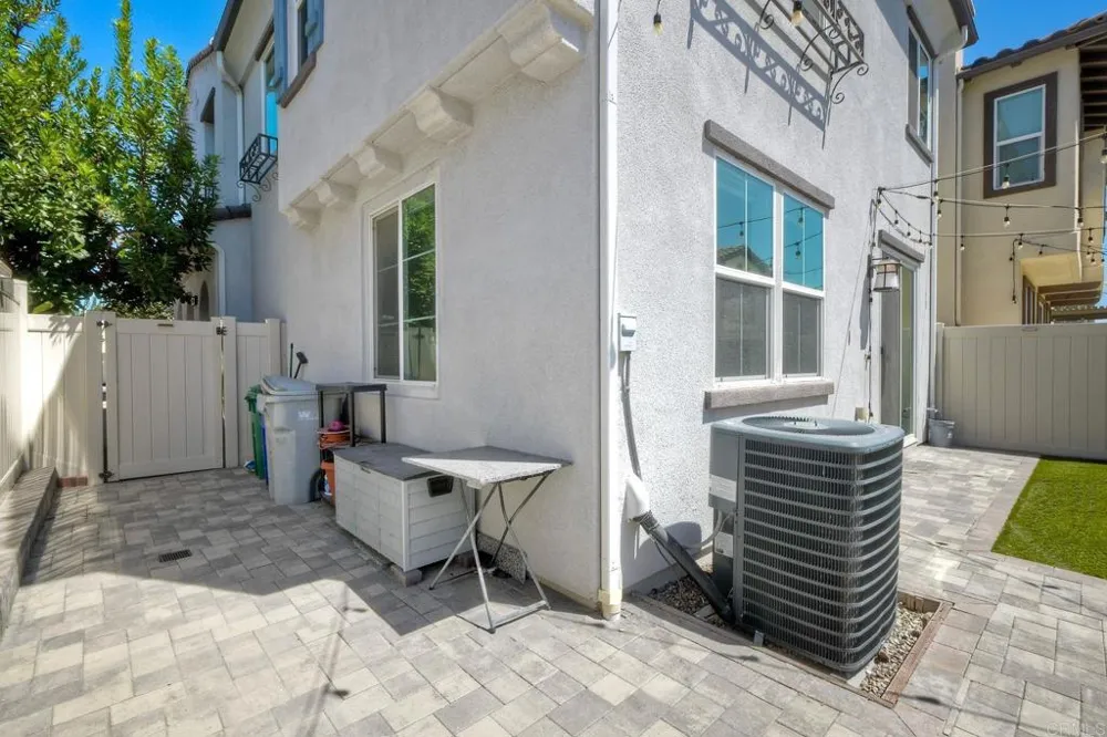 4141 Mission Tree Way Oceanside, CA 92057