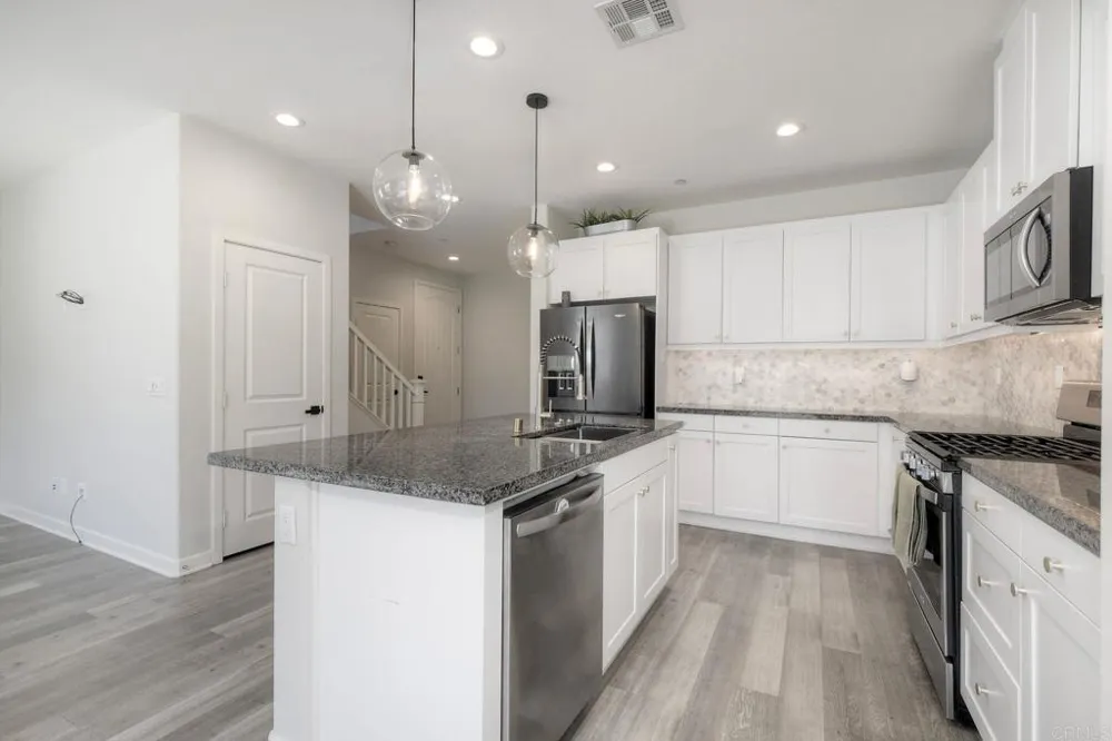 4141 Mission Tree Way Oceanside, CA 92057