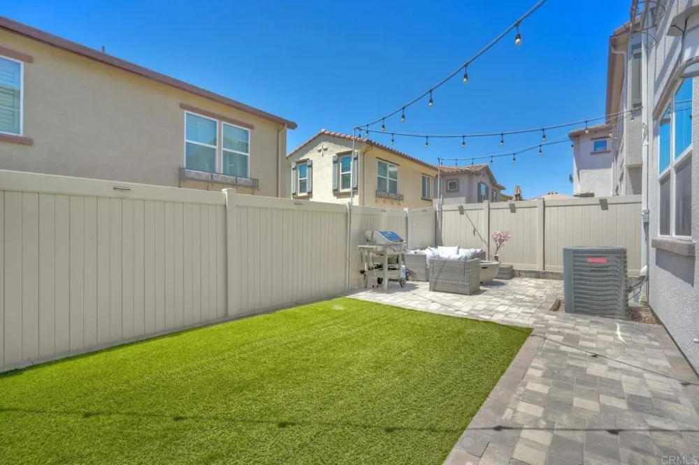 4141 Mission Tree Way Oceanside, CA 92057