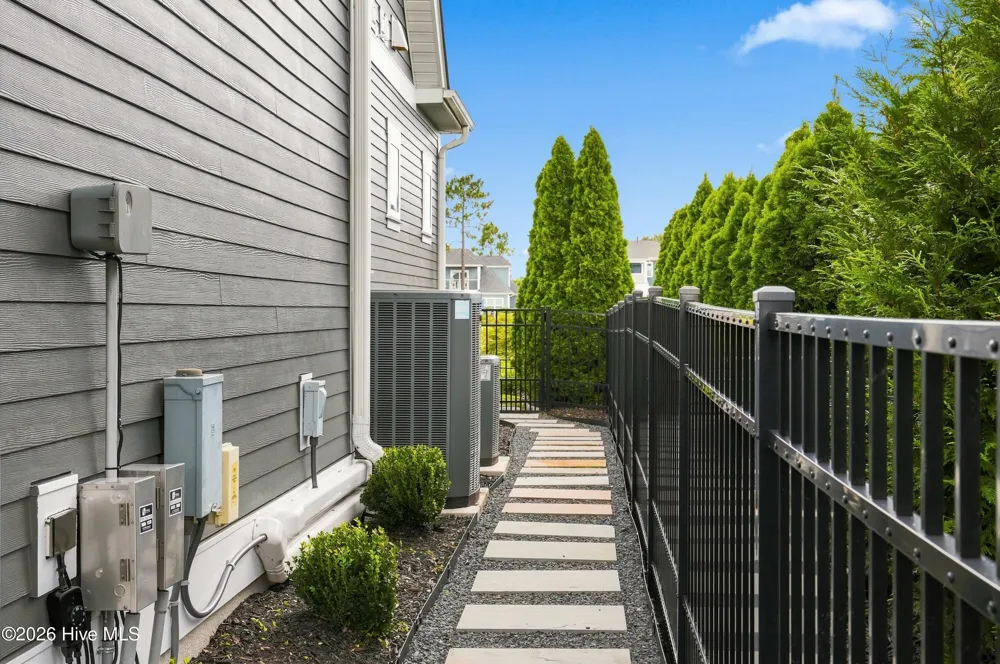 2236 Compass Pointe North Wynd NE Leland, NC 28451