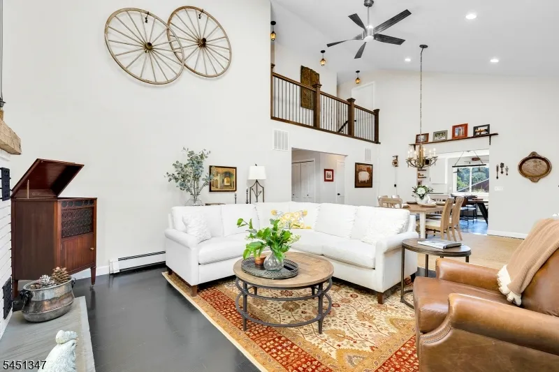 11 Tara Way Franklin, NJ 08867