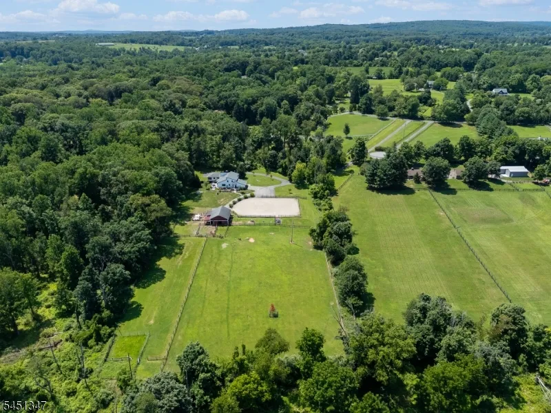 11 Tara Way Franklin, NJ 08867