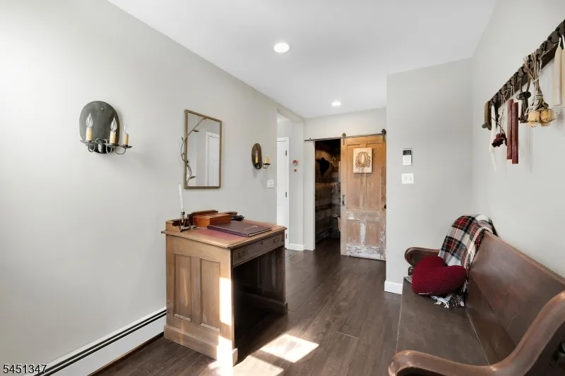 11 Tara Way Franklin, NJ 08867