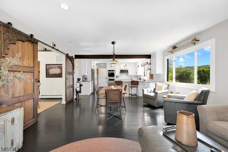 11 Tara Way Franklin, NJ 08867