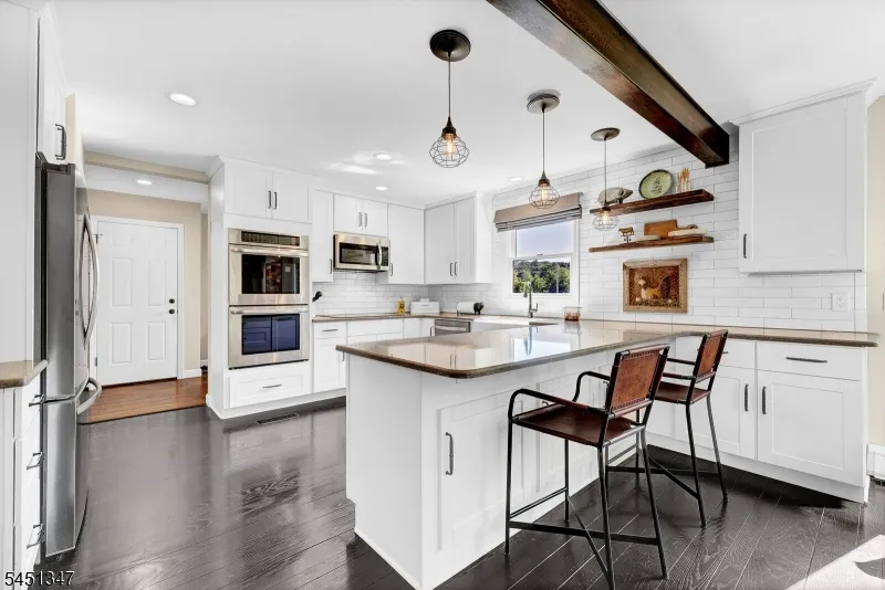 11 Tara Way Franklin, NJ 08867