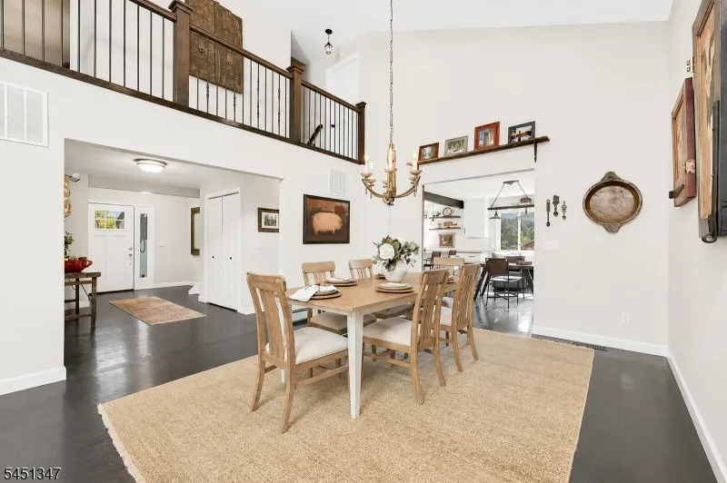 11 Tara Way Franklin, NJ 08867