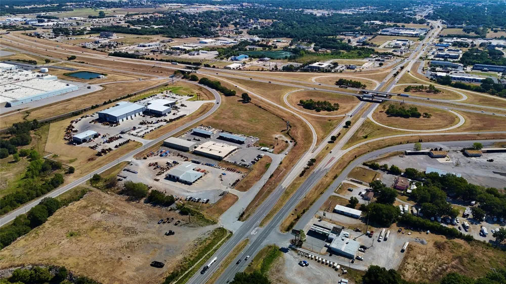 3220 W Broadway Street Ardmore, OK 73401