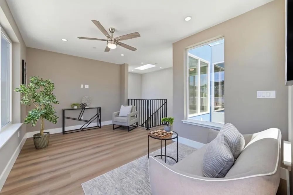 55 Calgary Street Daly City, CA 94014