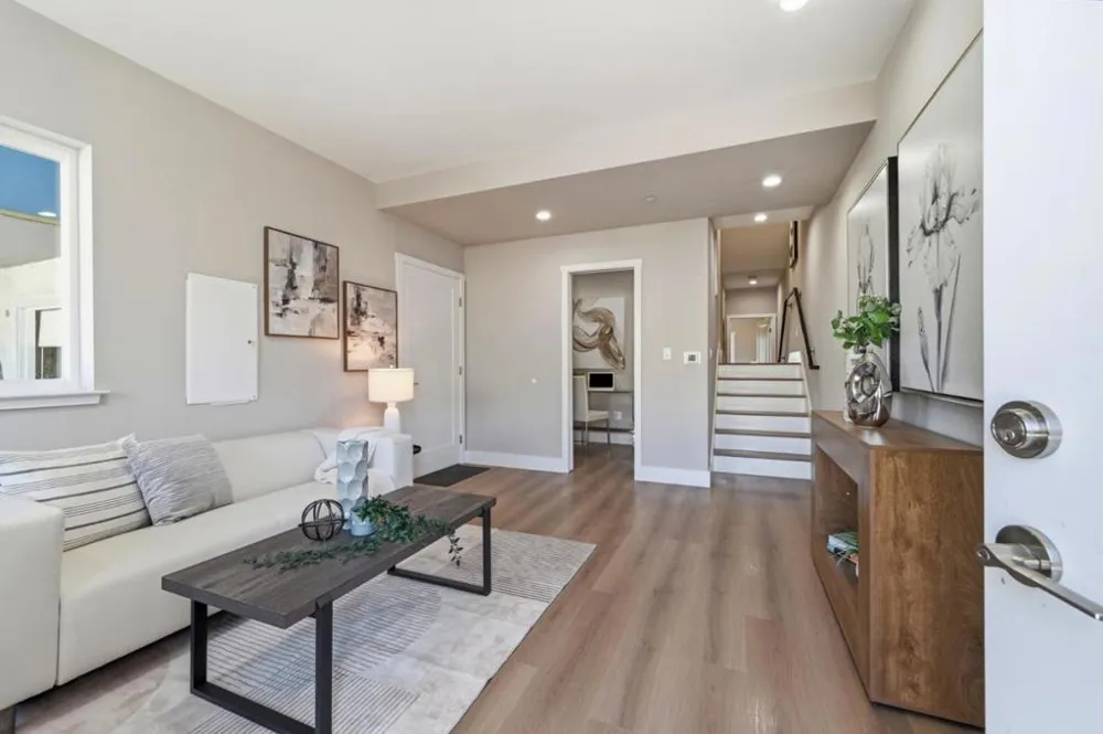 55 Calgary Street Daly City, CA 94014