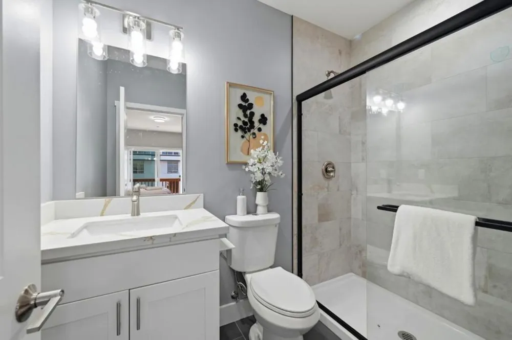 55 Calgary Street Daly City, CA 94014