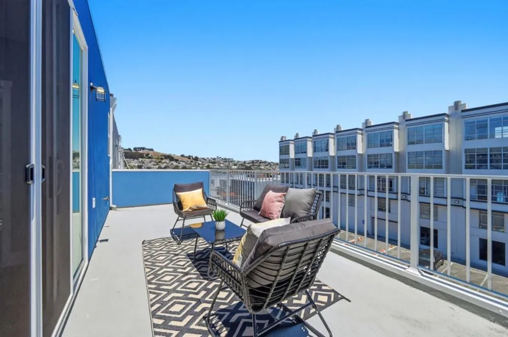 55 Calgary Street Daly City, CA 94014