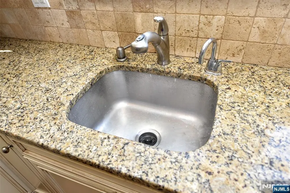 36 Hines Mahwah, NJ 07430