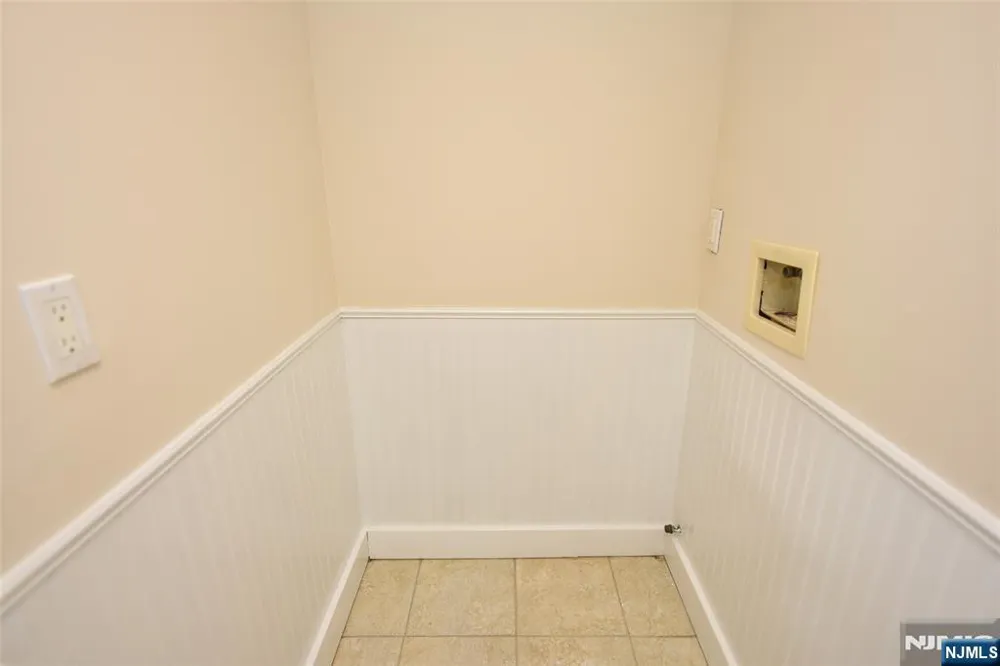 36 Hines Mahwah, NJ 07430