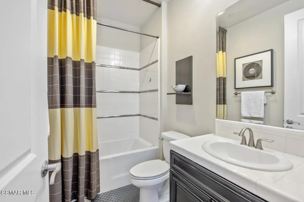 13854 Saddleback Drive Moorpark, CA 93021