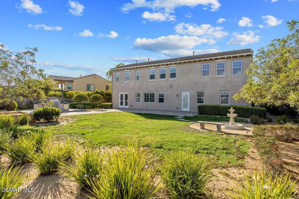 13854 Saddleback Drive Moorpark, CA 93021