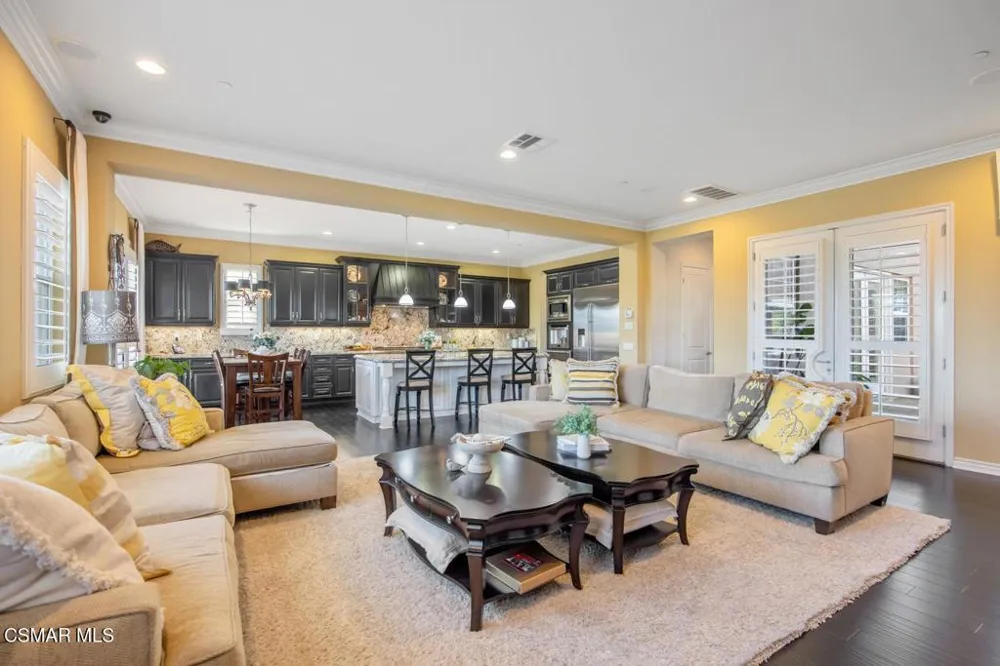 13854 Saddleback Drive Moorpark, CA 93021