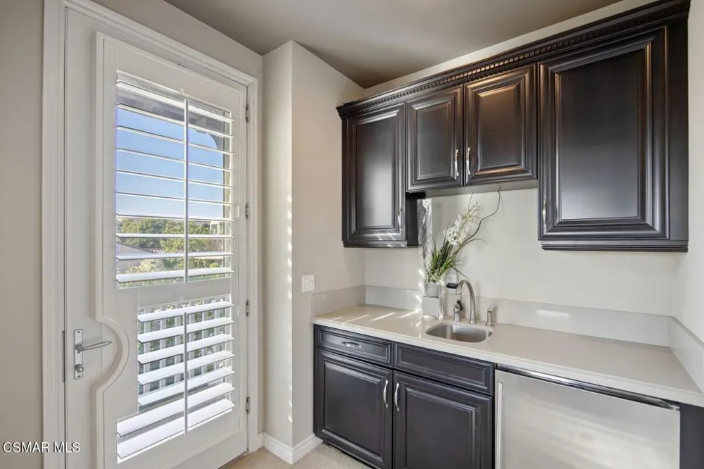 13854 Saddleback Drive Moorpark, CA 93021