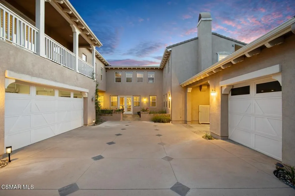 13854 Saddleback Drive Moorpark, CA 93021
