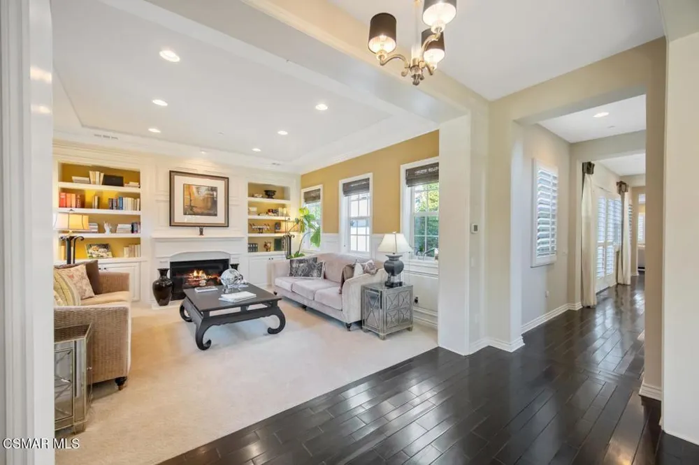13854 Saddleback Drive Moorpark, CA 93021
