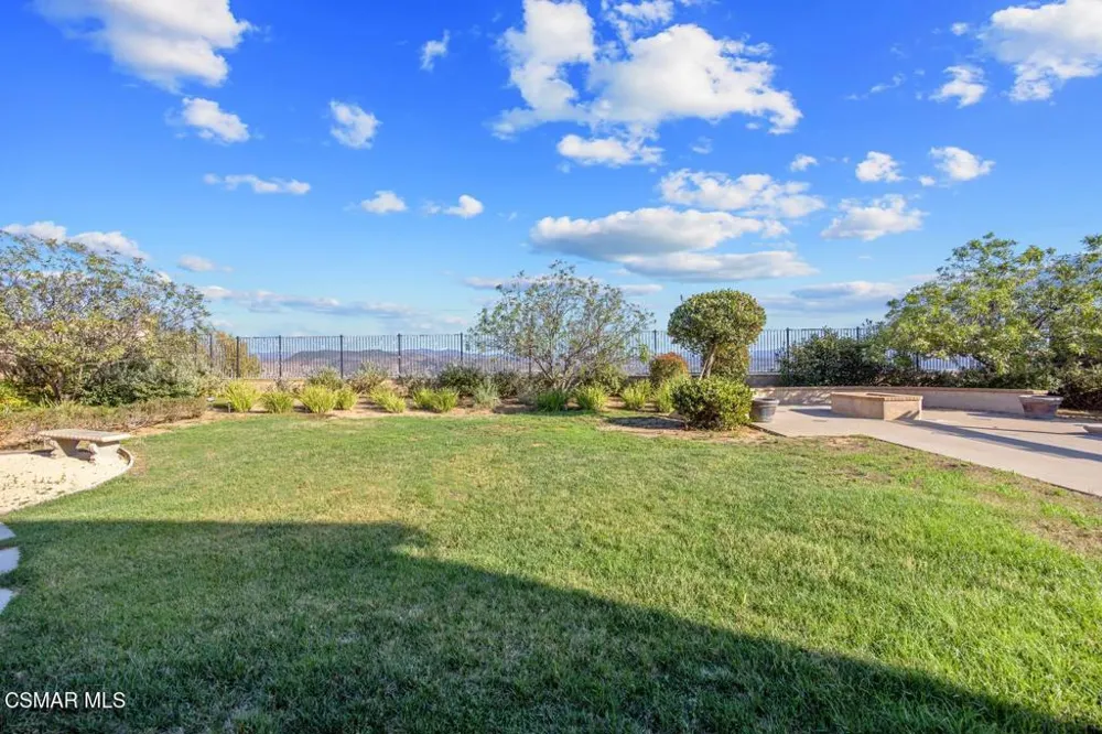 13854 Saddleback Drive Moorpark, CA 93021
