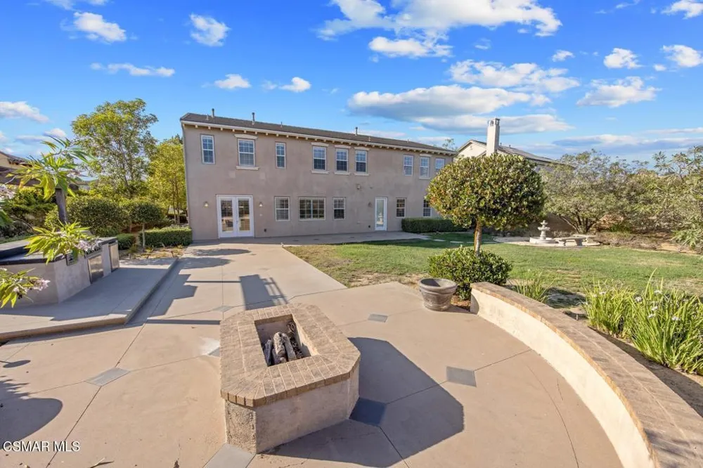 13854 Saddleback Drive Moorpark, CA 93021