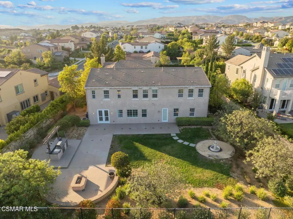 13854 Saddleback Drive Moorpark, CA 93021