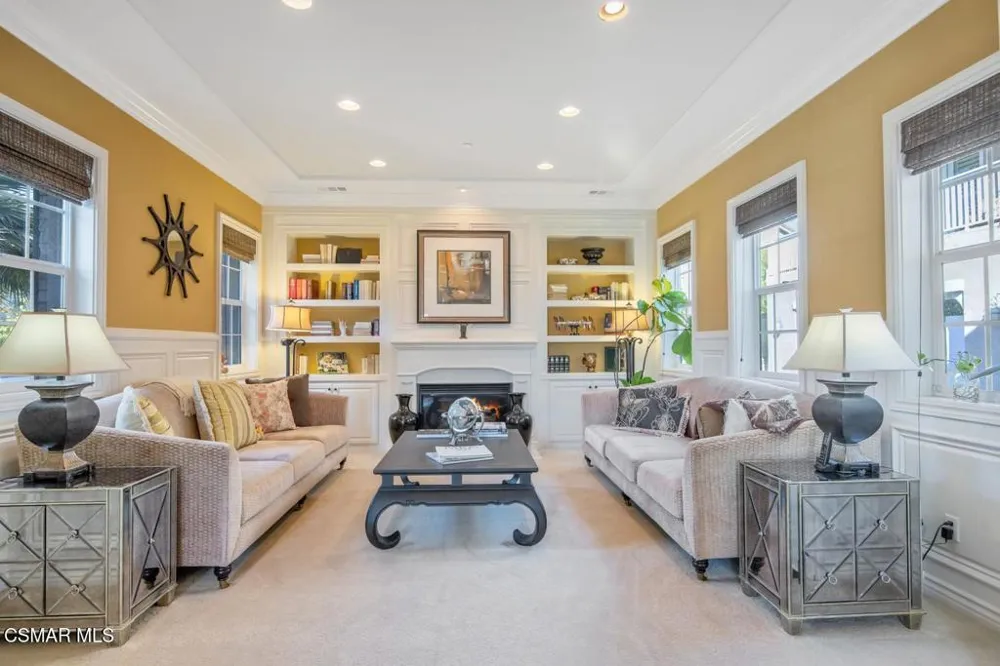 13854 Saddleback Drive Moorpark, CA 93021