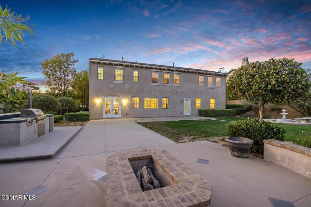 13854 Saddleback Drive Moorpark, CA 93021