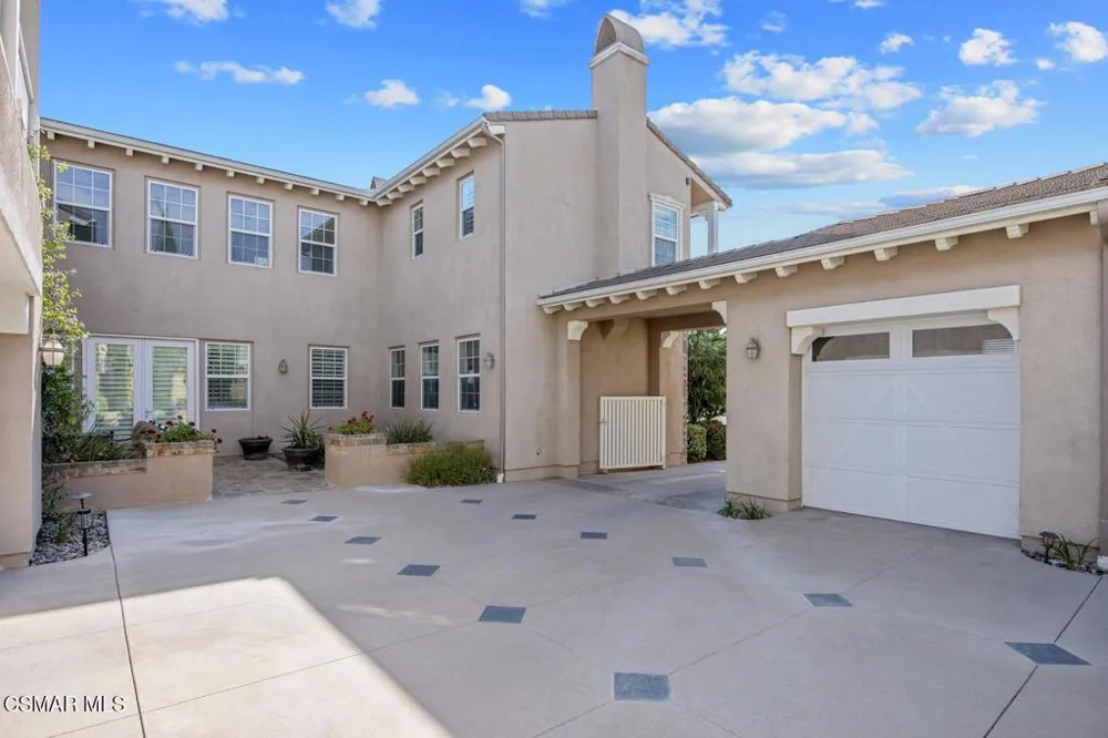 13854 Saddleback Drive Moorpark, CA 93021
