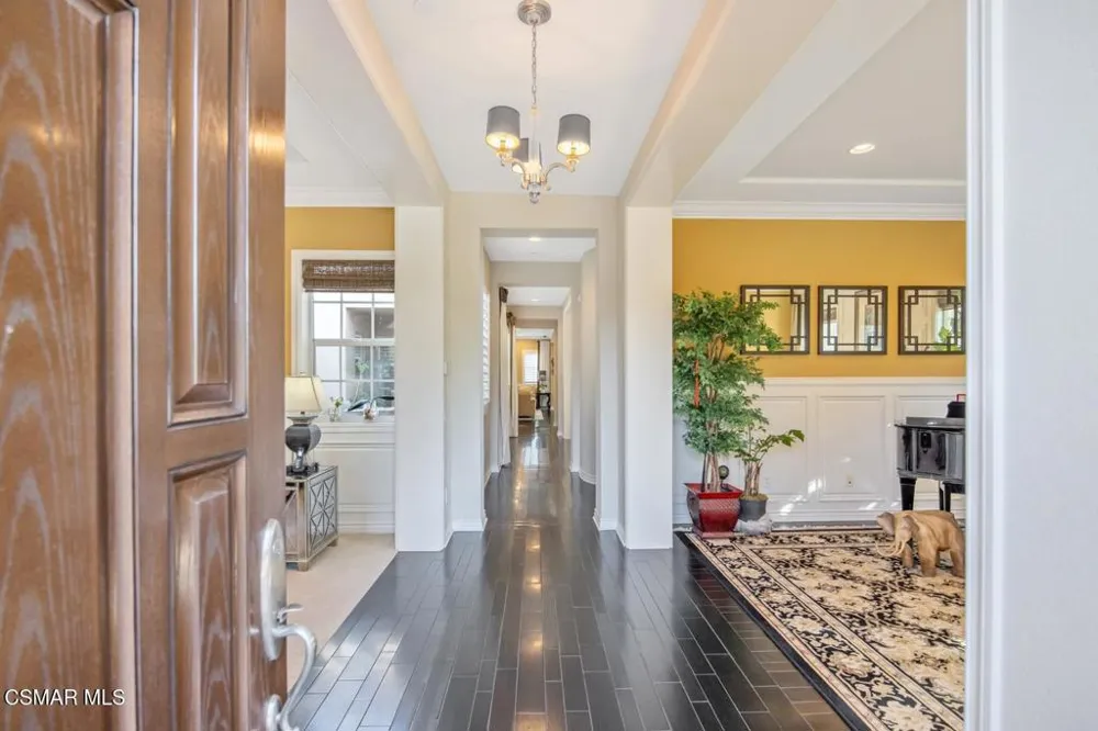 13854 Saddleback Drive Moorpark, CA 93021